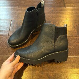 Universal Thread Taci black faux leather ankle boots